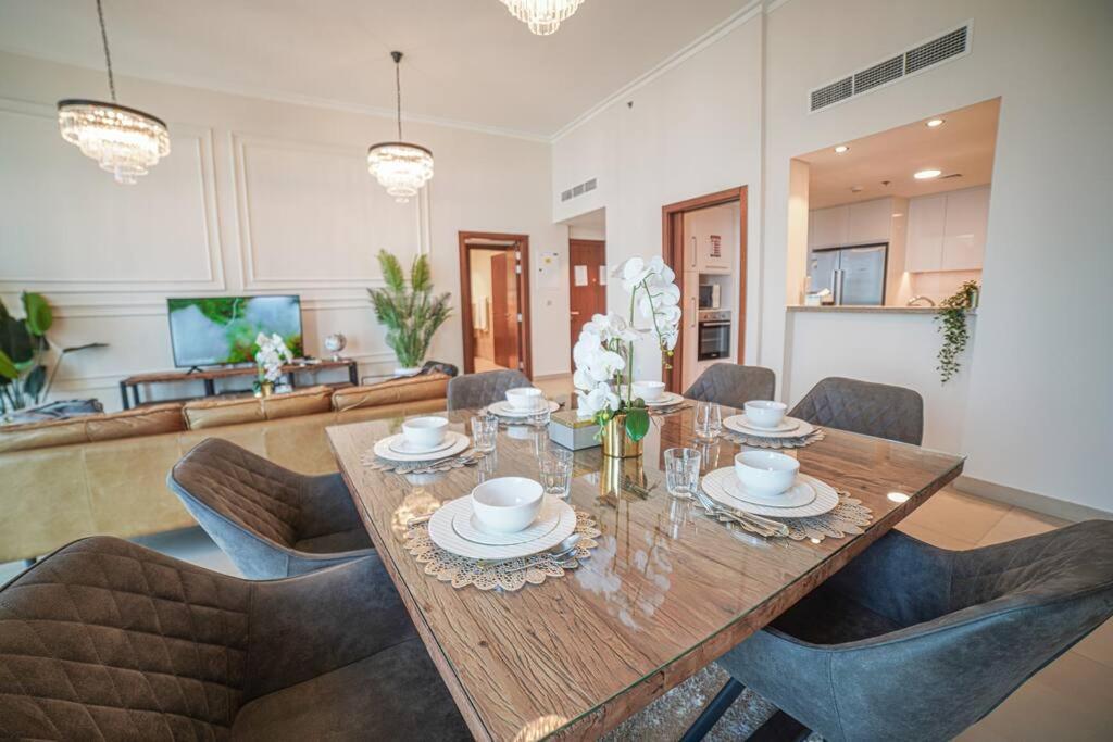 First Class 2Br With Full Dubai Skyline & Sea View Exterior photo