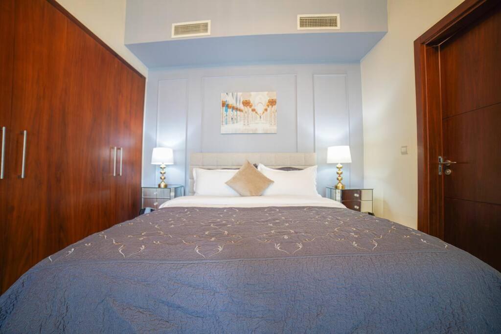 First Class 2Br With Full Dubai Skyline & Sea View Exterior photo