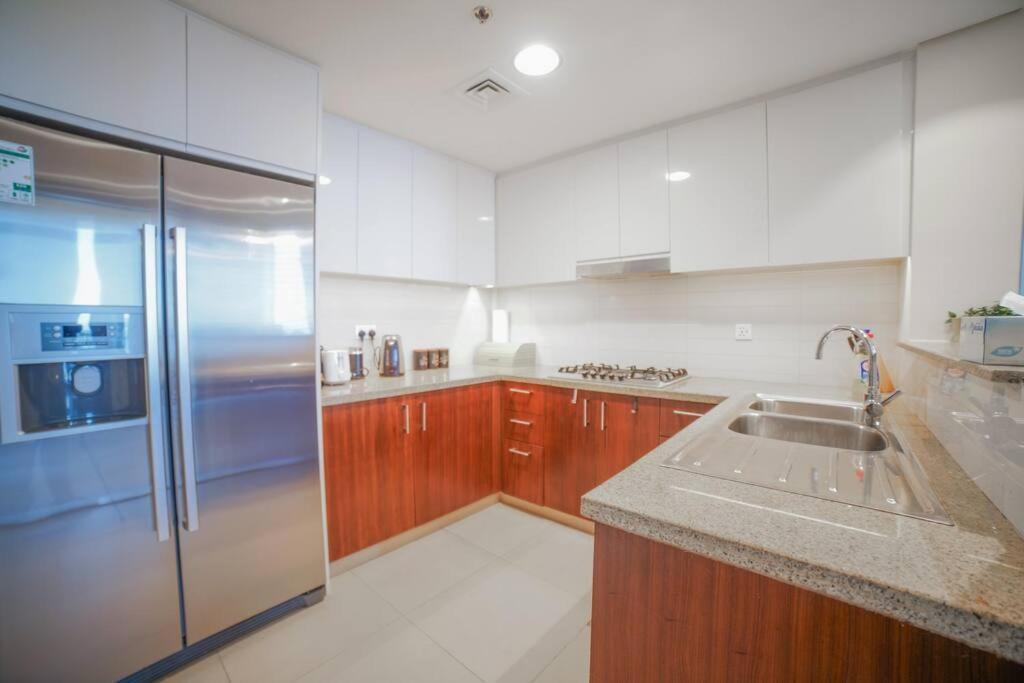 First Class 2Br With Full Dubai Skyline & Sea View Exterior photo